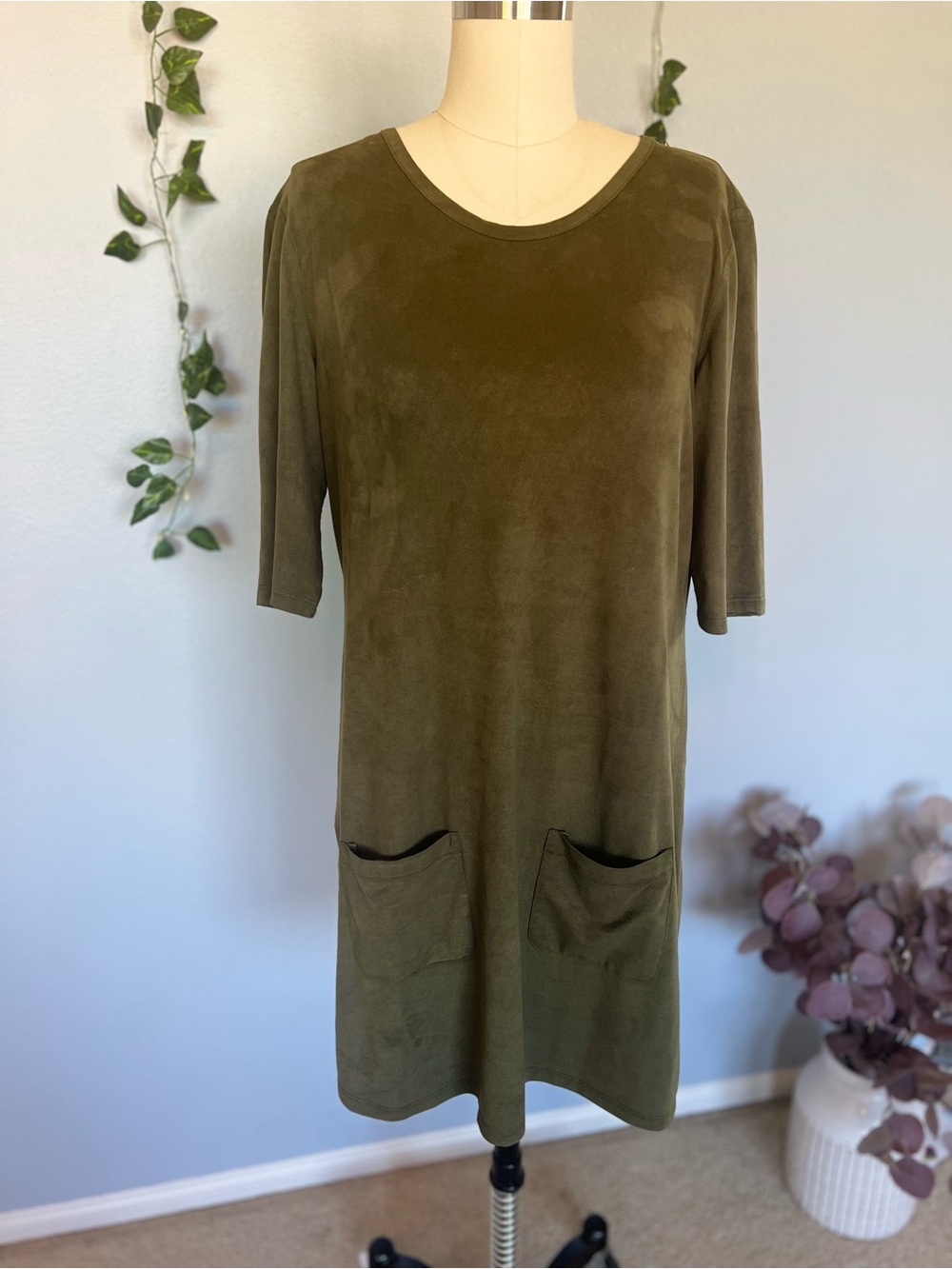 Harlowe & Graham Olive Green Faux Suede Shift Dress Medium